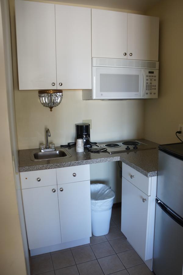 Sea Spiral Suites Hampton Exterior photo